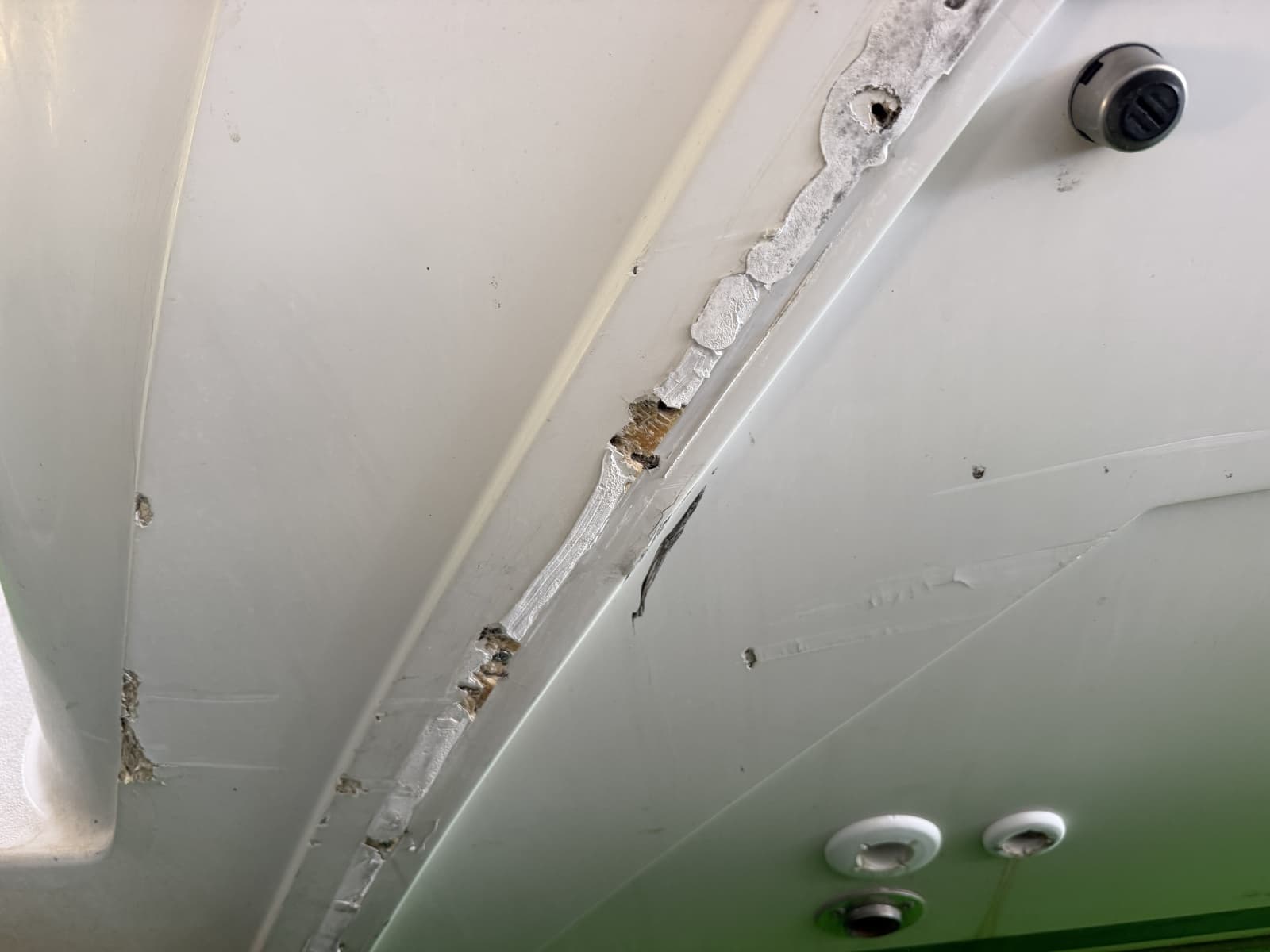 1996 Carver 310 Mid Cabin Express - Photo 142