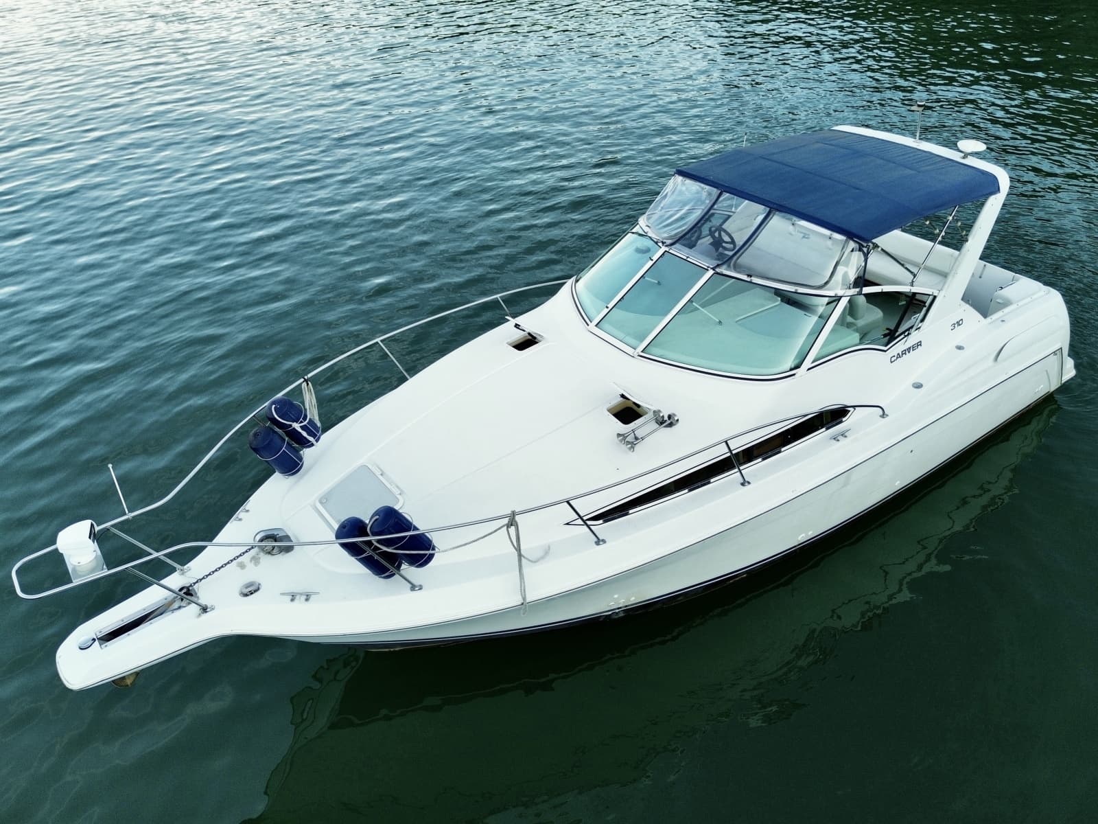 1996 Carver 310 Mid Cabin Express - Photo 12