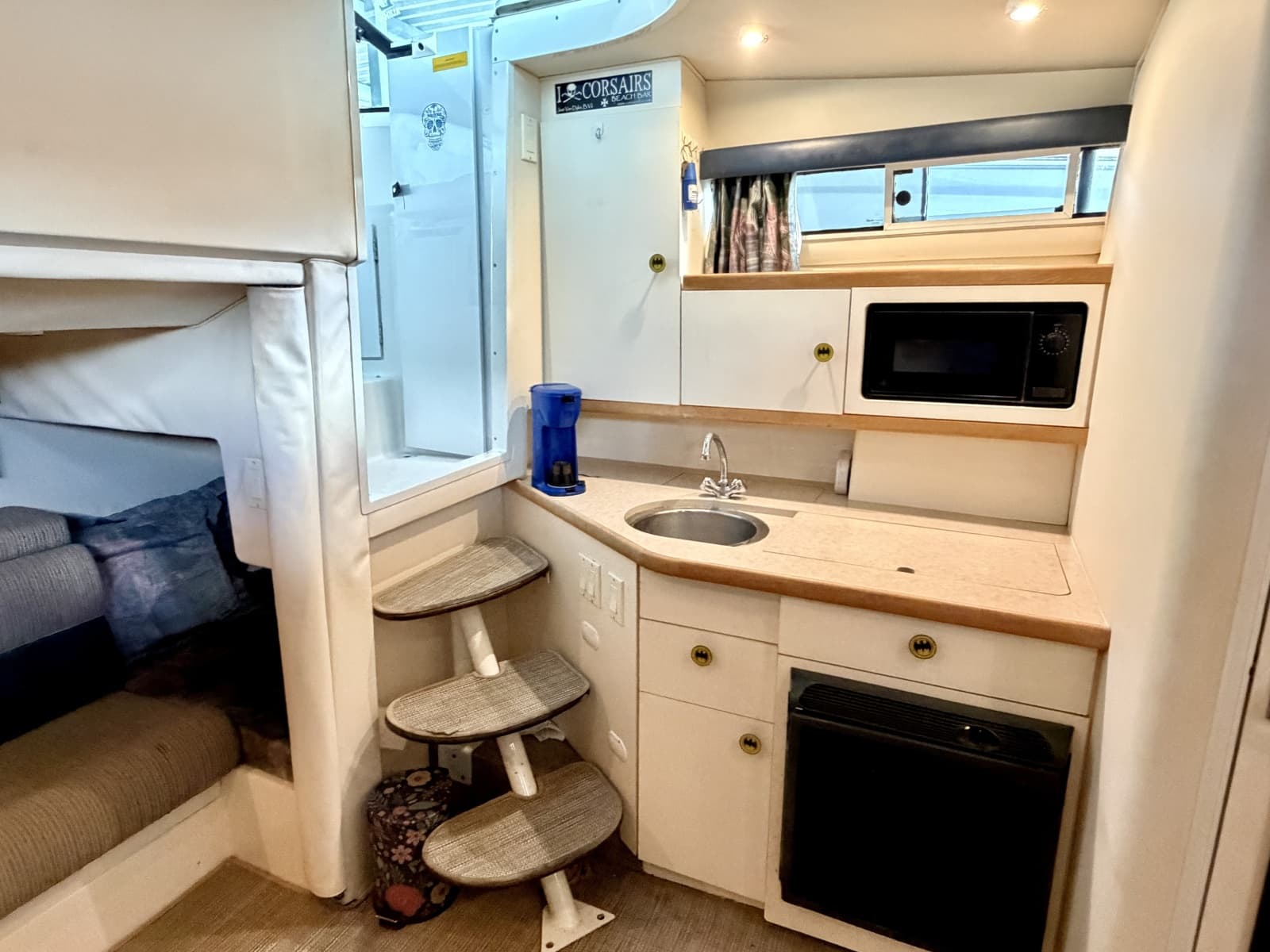 1996 Carver 310 Mid Cabin Express - Photo 64