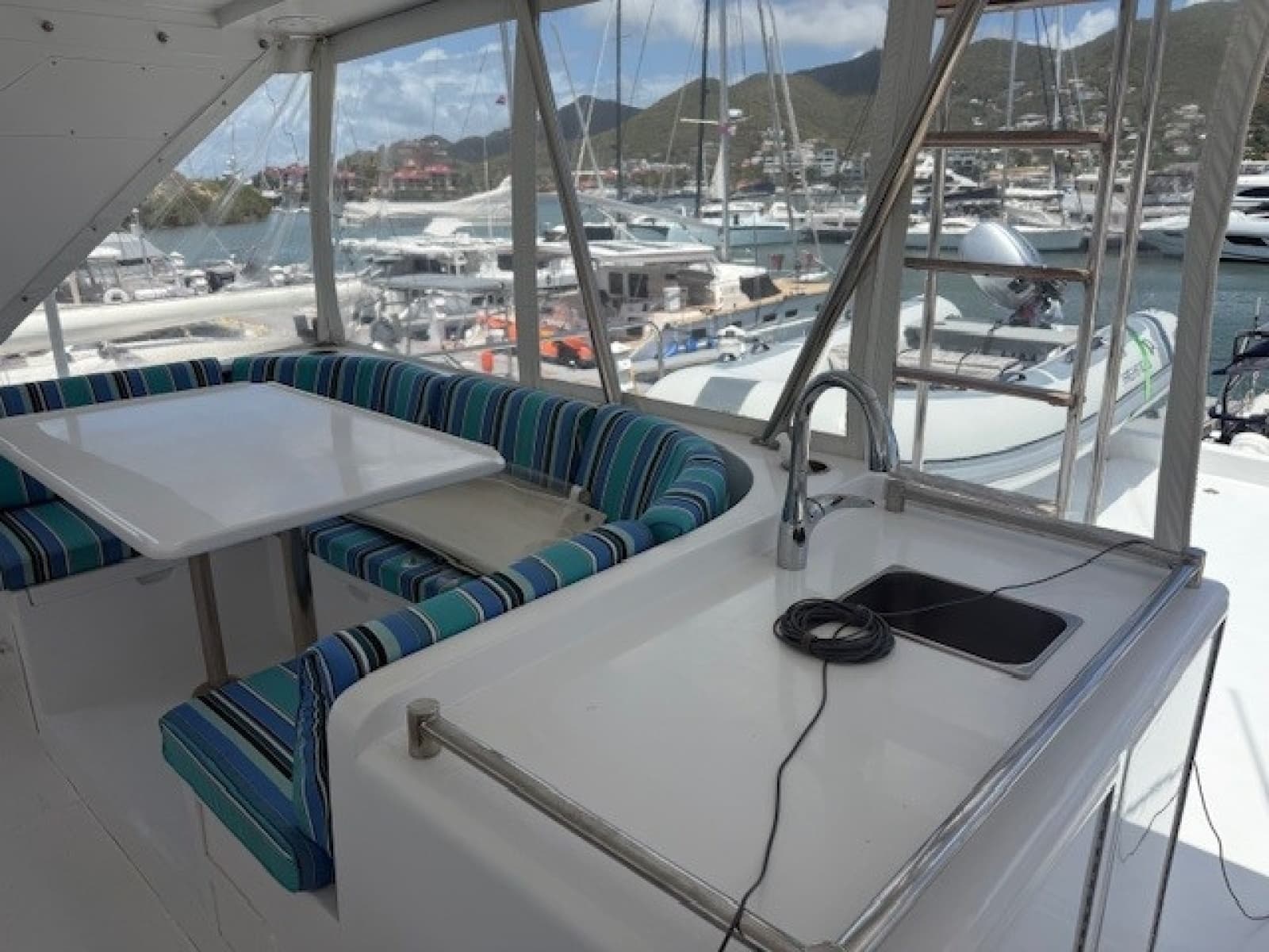 2000 Ocean Alexander 60 Trawler - Photo 7
