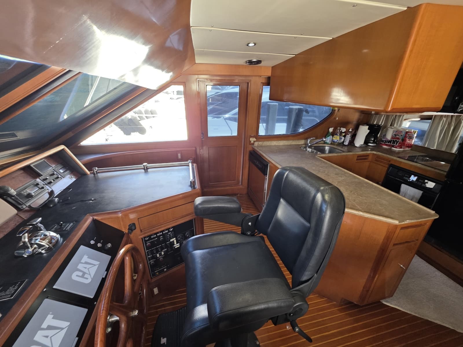 2000 Ocean Alexander 60 Trawler - Photo 27