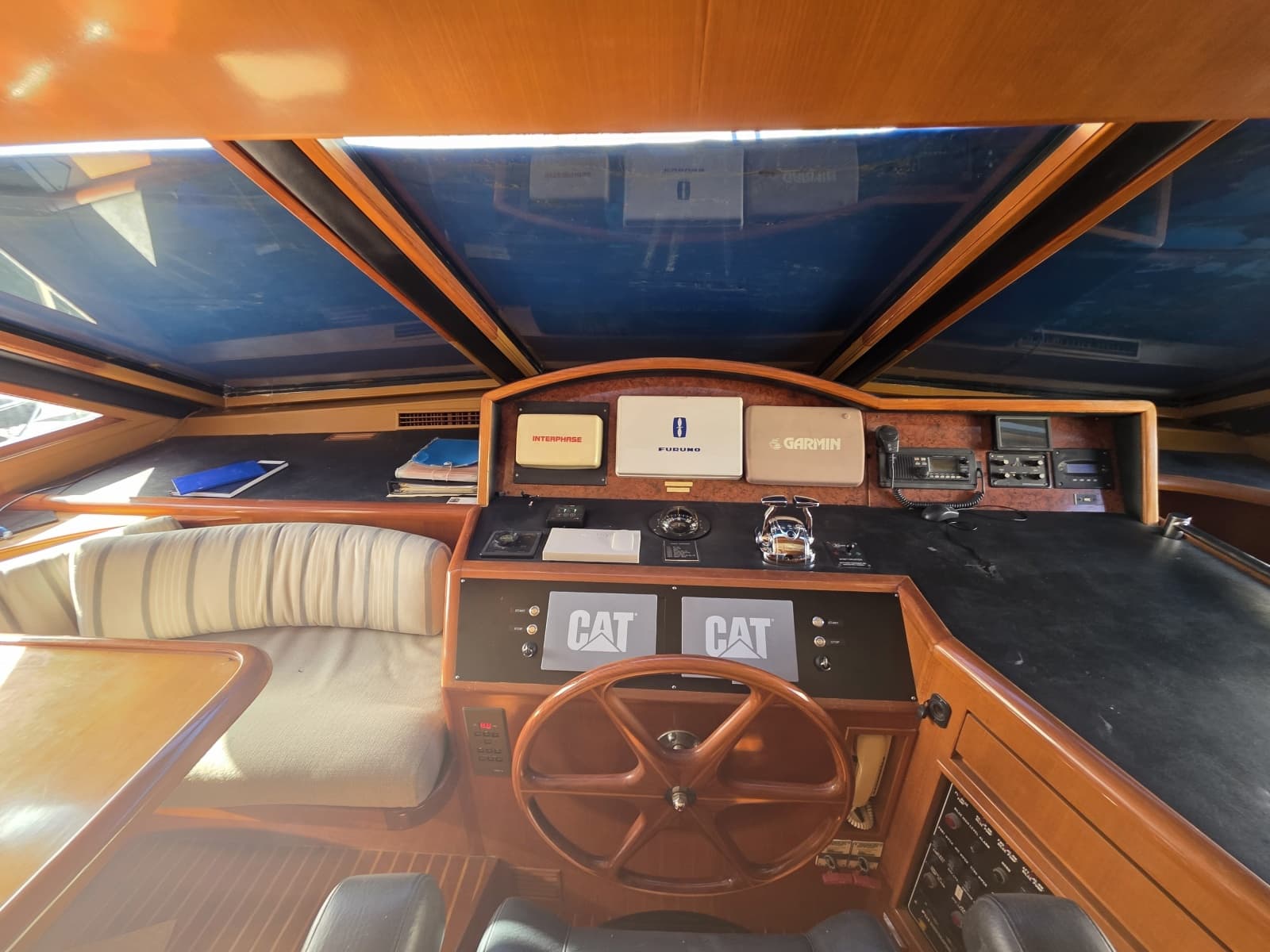 2000 Ocean Alexander 60 Trawler - Photo 10