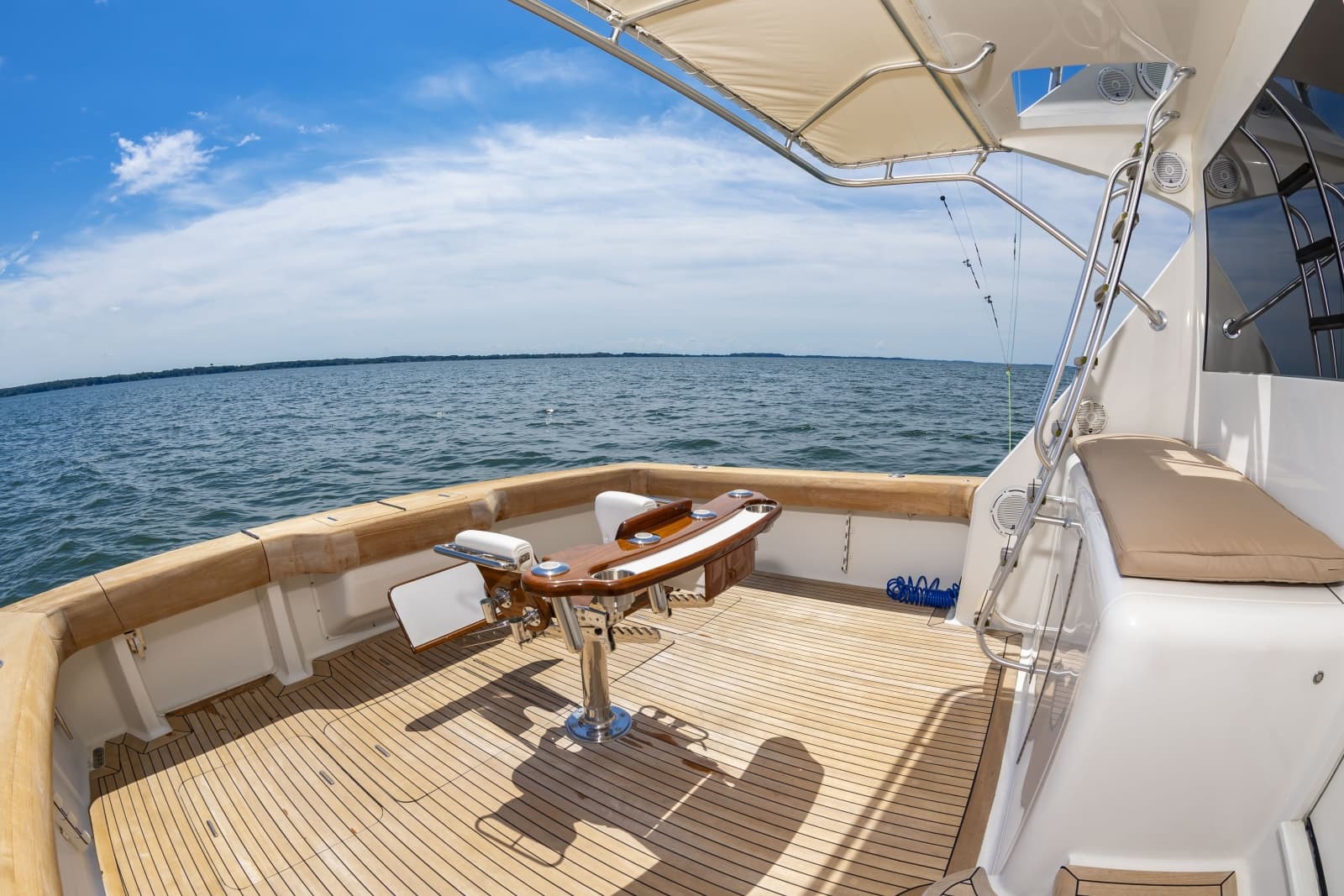1999 Viking 55 Convertible Sportfish - Photo 17