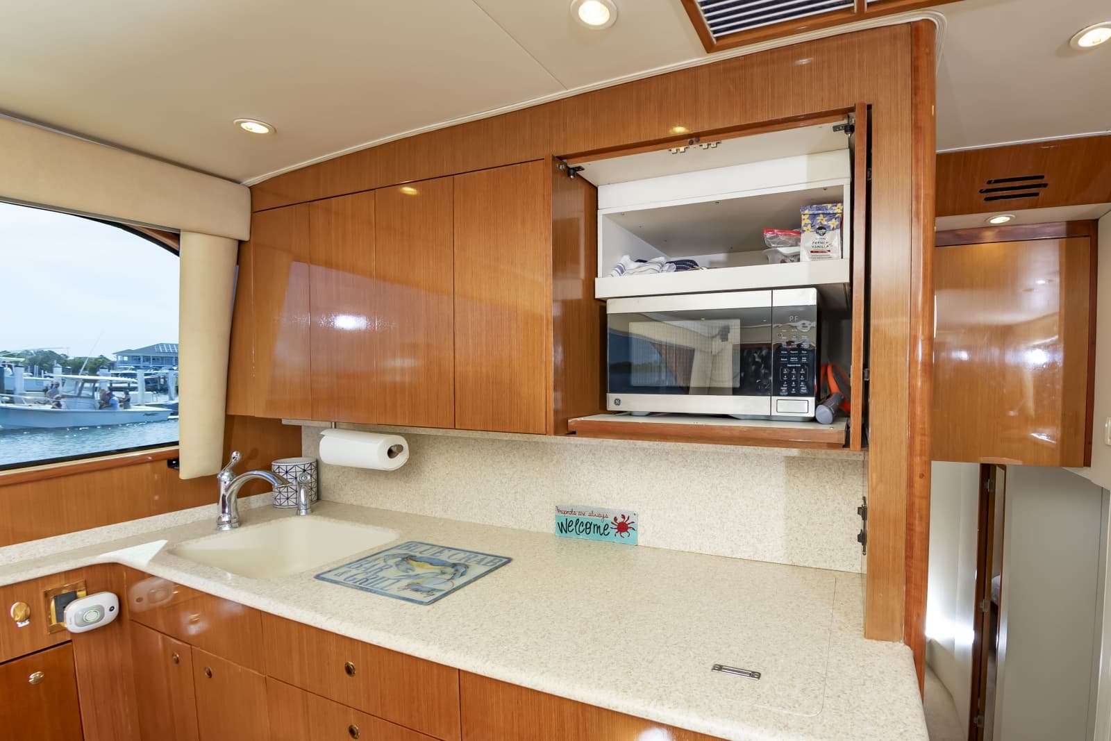 1999 Viking 55 Convertible Sportfish - Photo 36