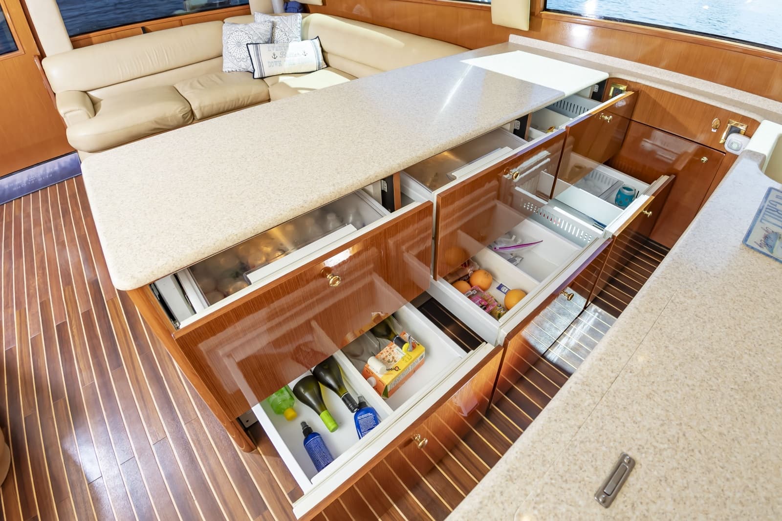 1999 Viking 55 Convertible Sportfish - Photo 31