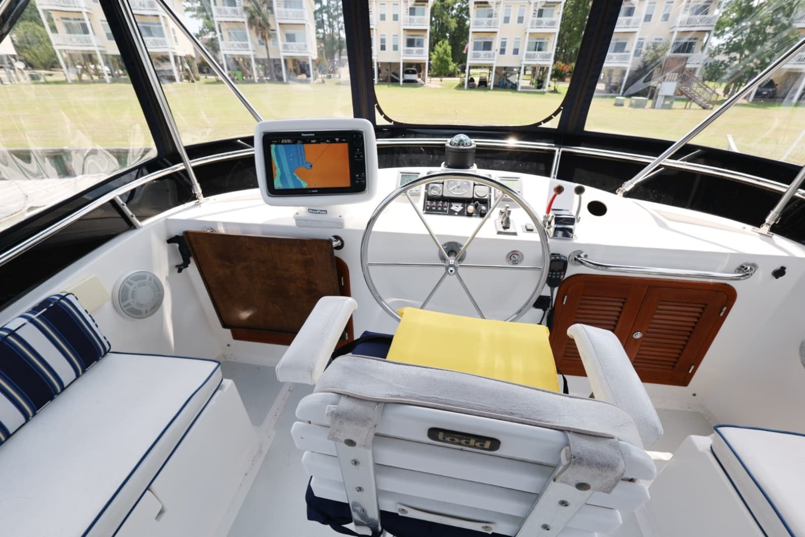 2006 Heritage East 36 Sundeck - Photo 11