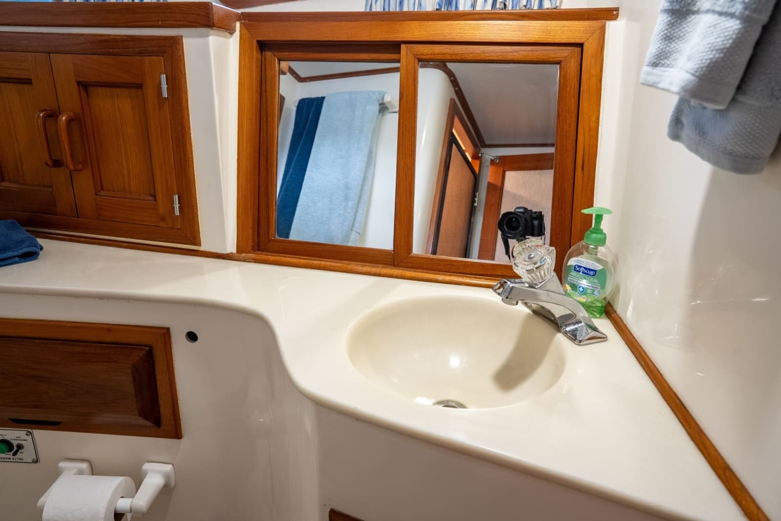 1988 DeFever 53 Performance Offshore Cruiser - Photo 54