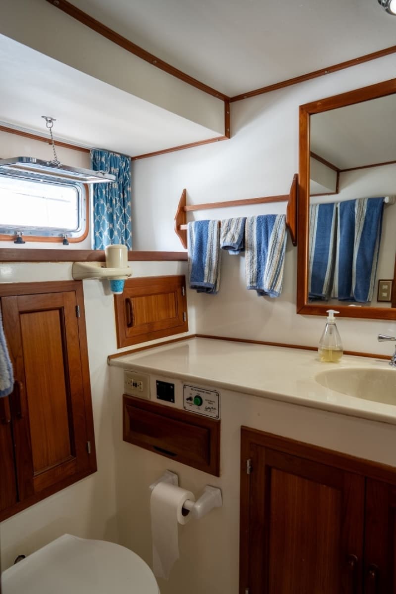 1988 DeFever 53 Performance Offshore Cruiser - Photo 61