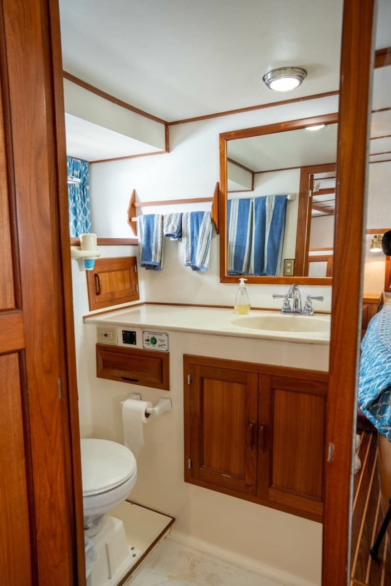 1988 DeFever 53 Performance Offshore Cruiser - Photo 60