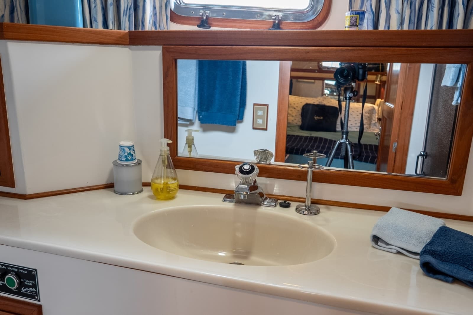 1988 DeFever 53 Performance Offshore Cruiser - Photo 51