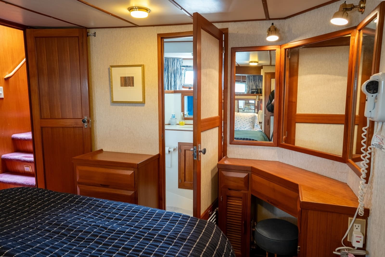 1988 DeFever 53 Performance Offshore Cruiser - Photo 47
