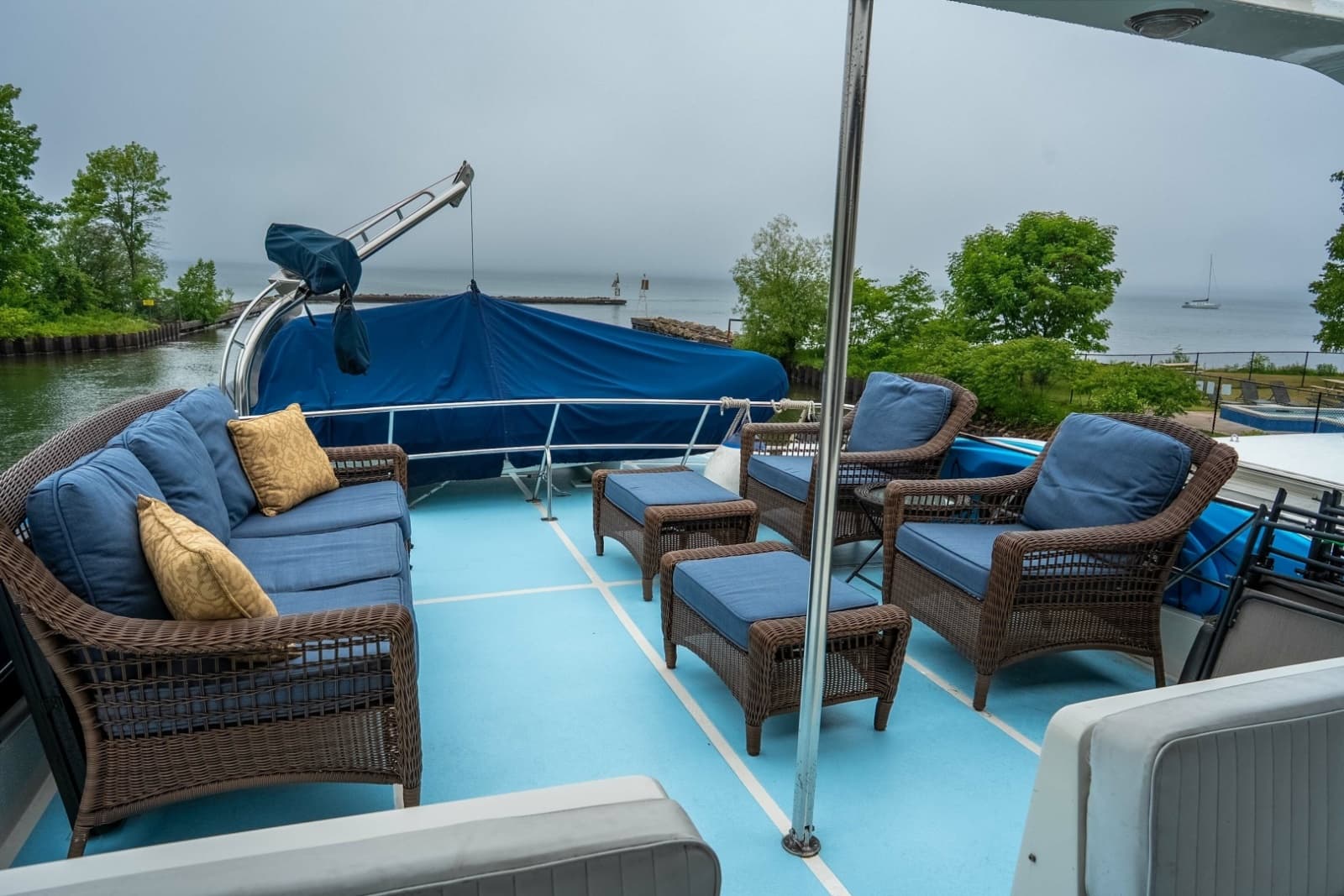 1988 DeFever 53 Performance Offshore Cruiser - Photo 23