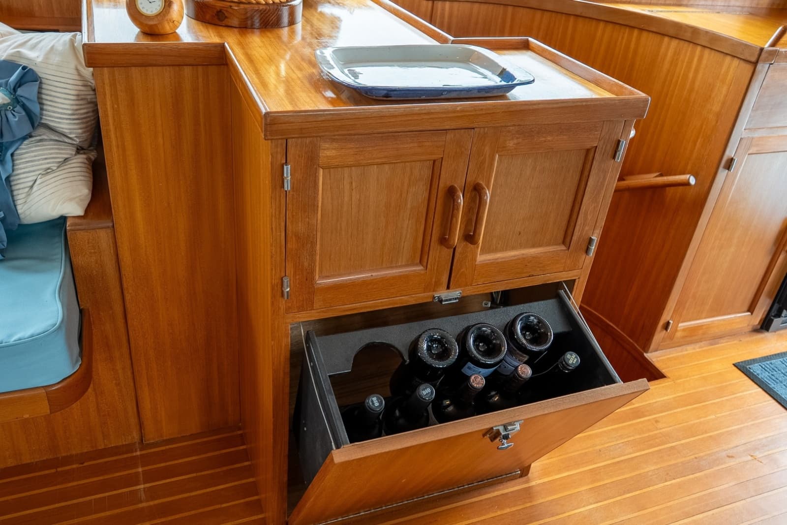 1988 DeFever 53 Performance Offshore Cruiser - Photo 37