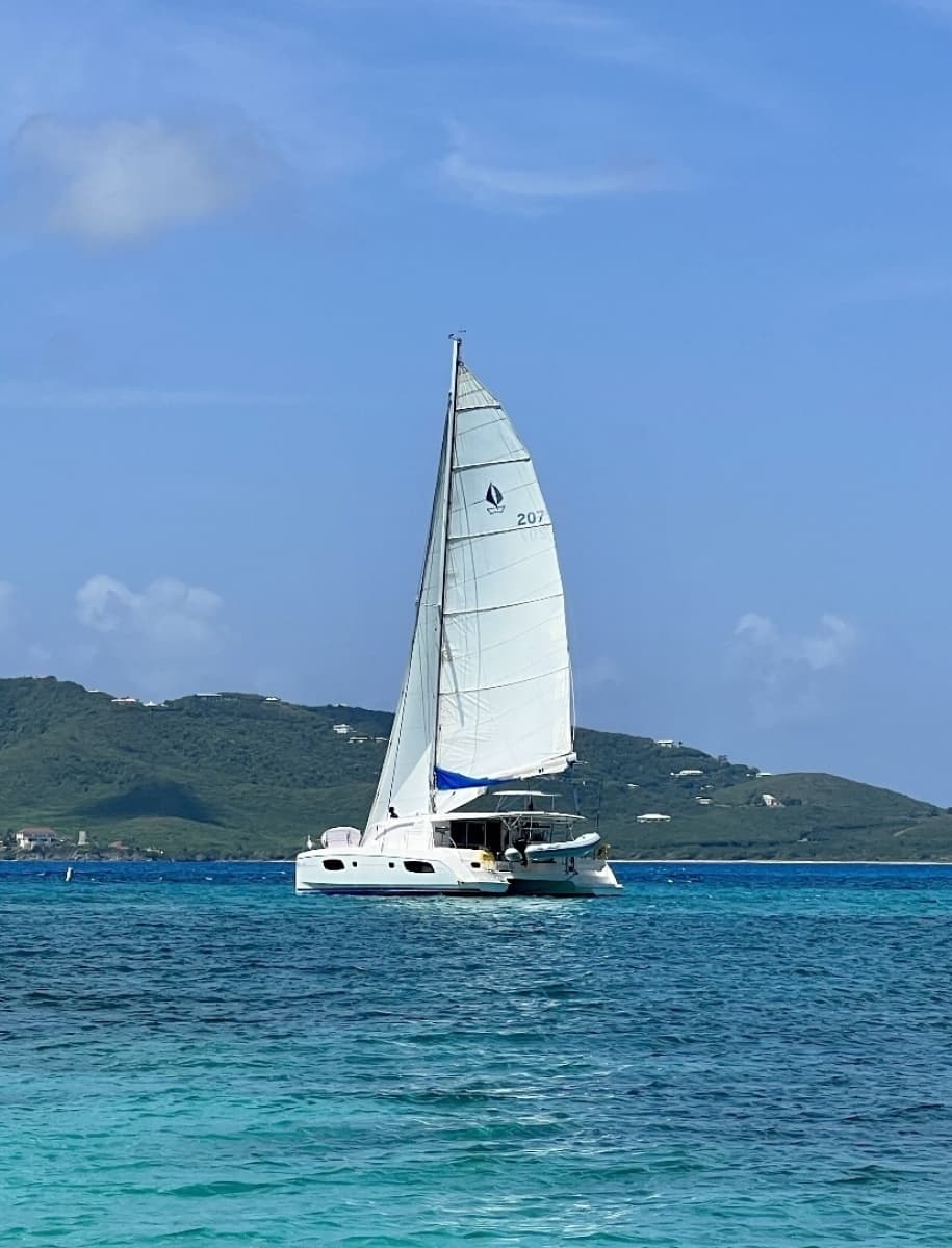 2012 Leopard 44 - Photo 2