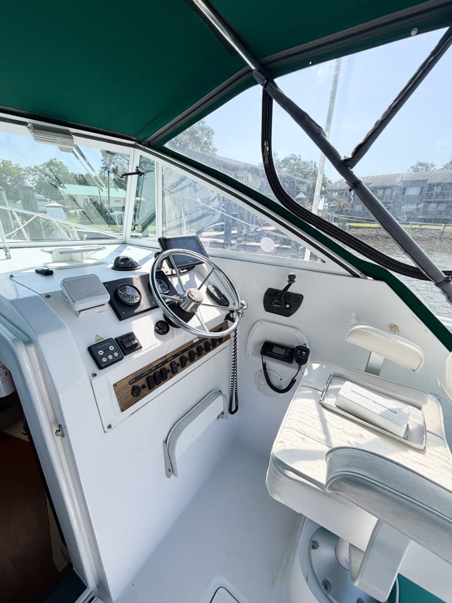 2000 Mainship Pilot 30 - Photo 9