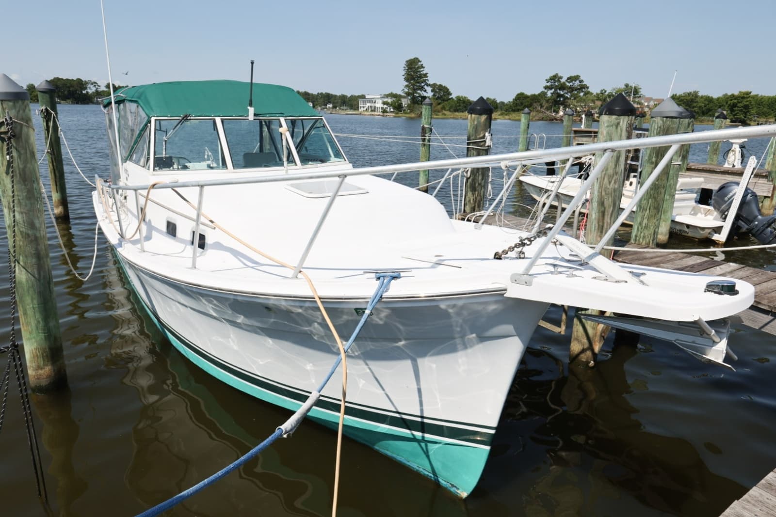 2000 Mainship Pilot 30 - Photo 2