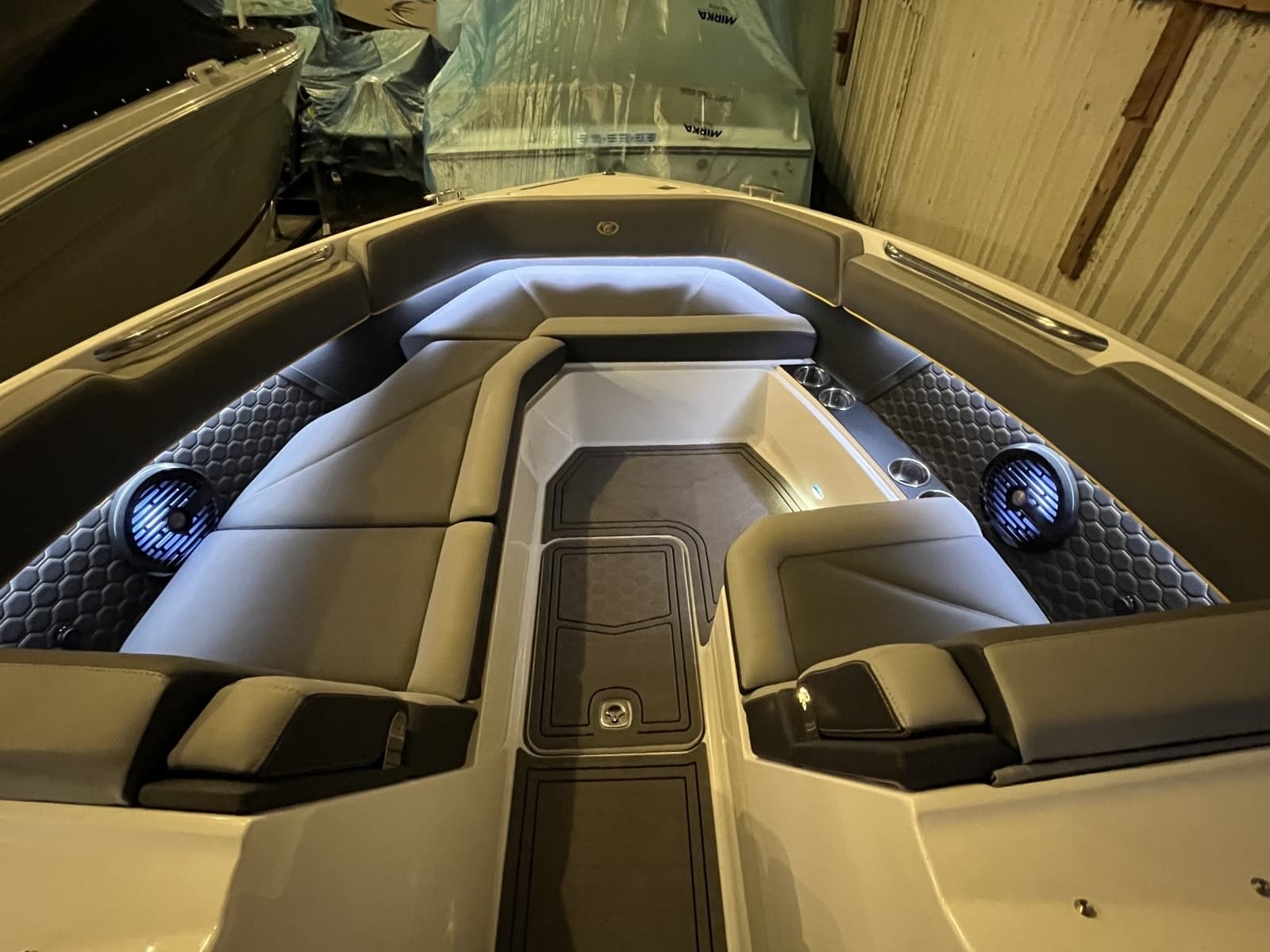 2021 Cobalt R8 Surf - Photo 42
