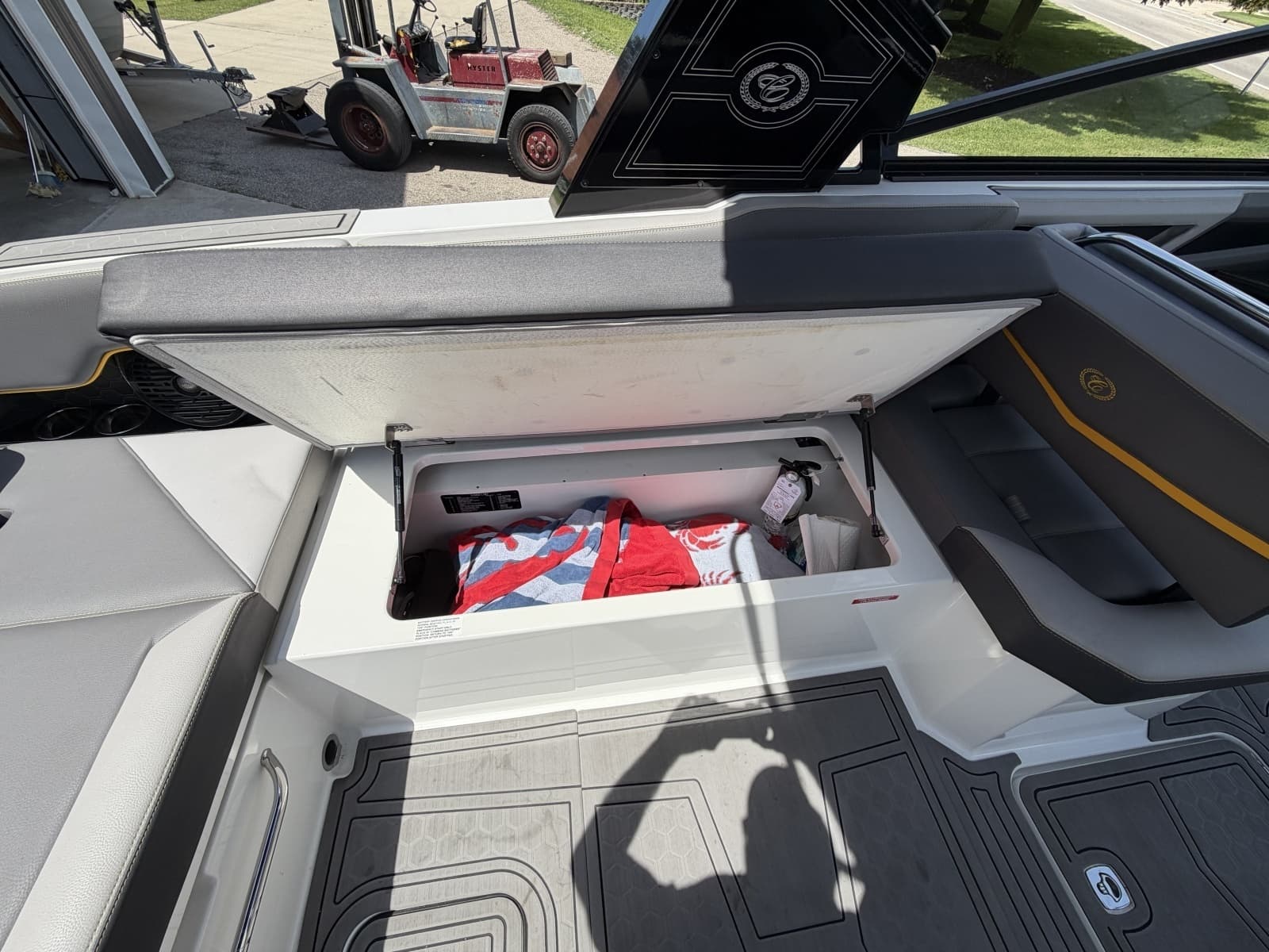 2021 Cobalt R8 Surf - Photo 11