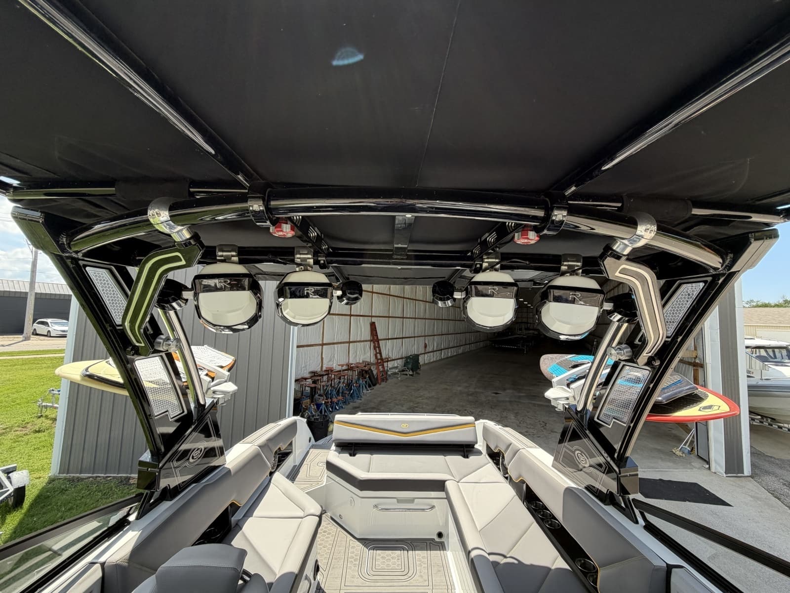 2021 Cobalt R8 Surf - Photo 20