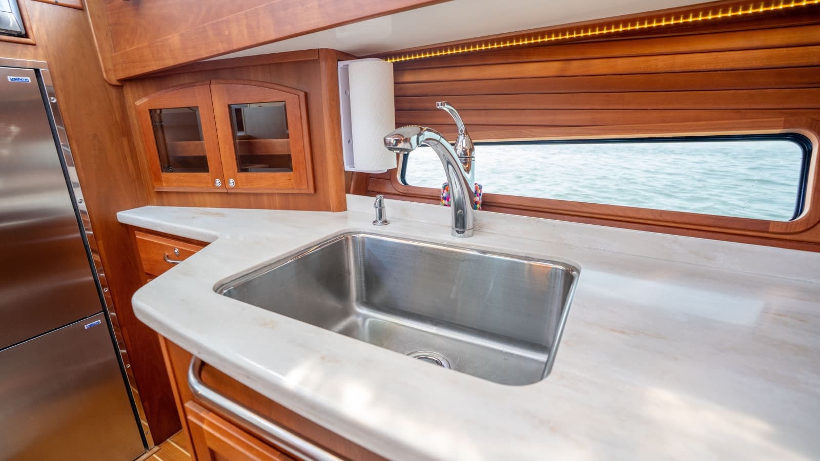 2016 Sabre 48 - Photo 42