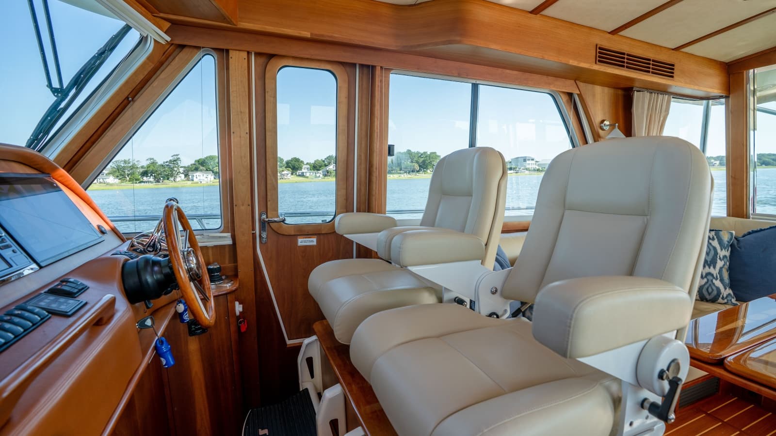 2016 Sabre 48 - Photo 32