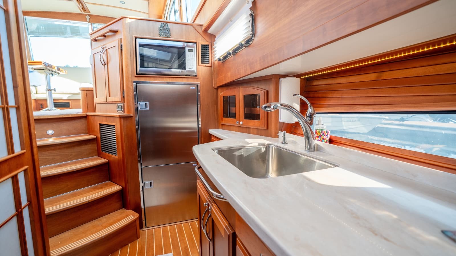 2016 Sabre 48 - Photo 39