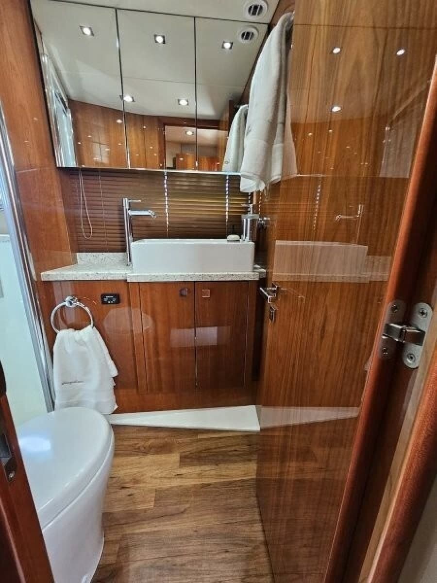 2016 Sunseeker 57 Predator - Photo 32