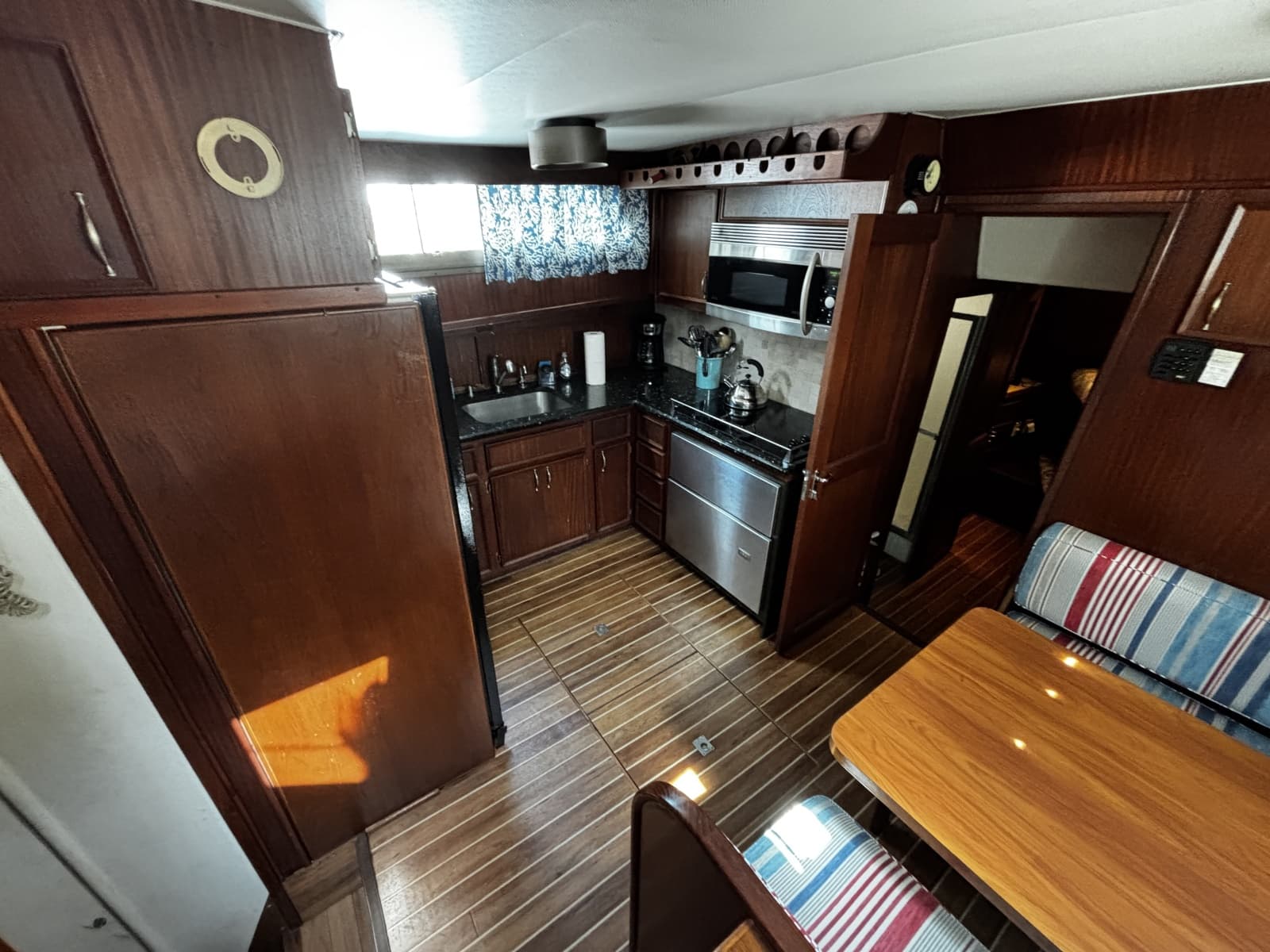 1979 Hatteras 53 Yachtfish (YF) - Photo 8