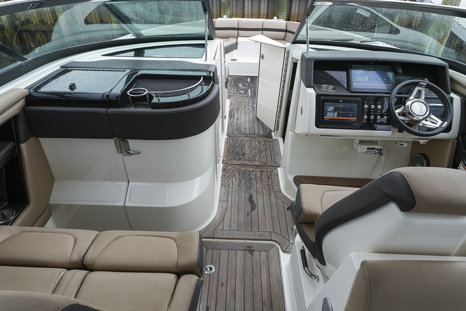 2018 Sea Ray SLX 350 - Photo 20