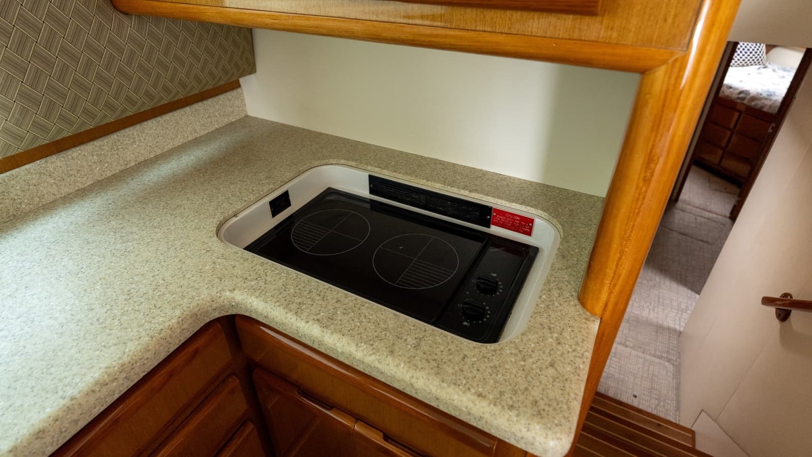 2000 Viking 50 Convertible - Photo 39