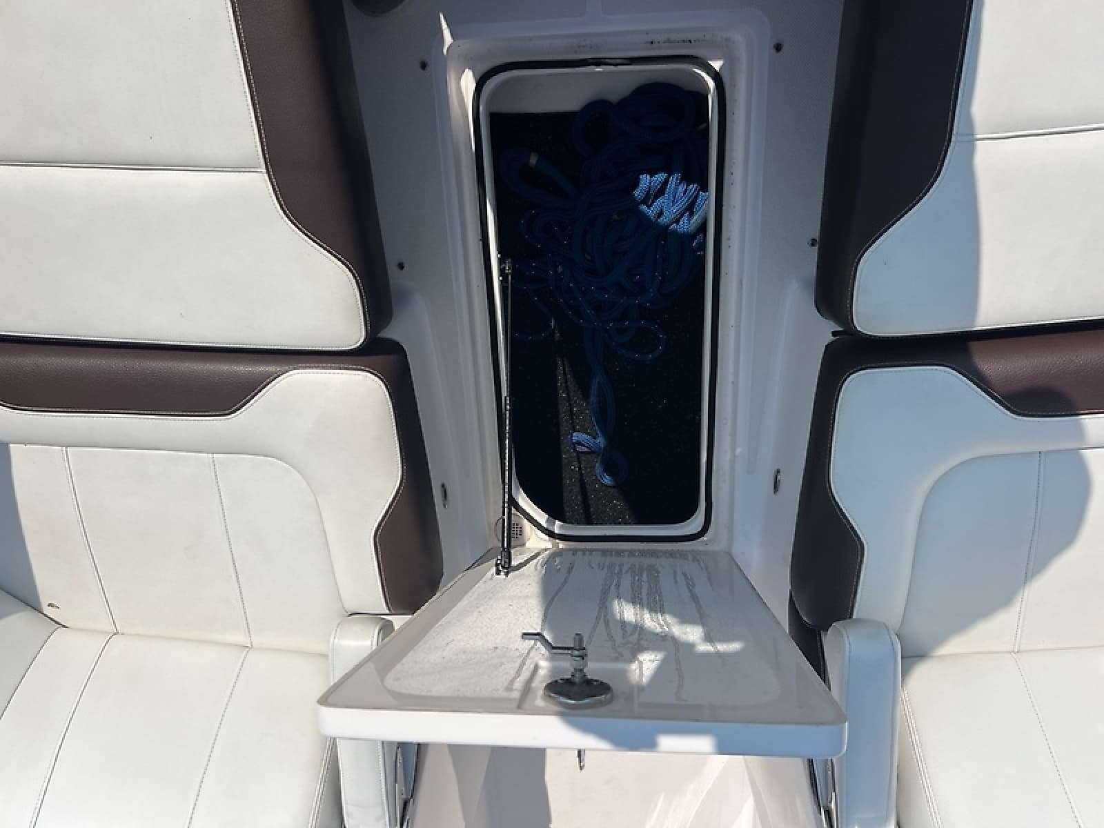 2016 Regal 3200 Bowrider - Photo 30