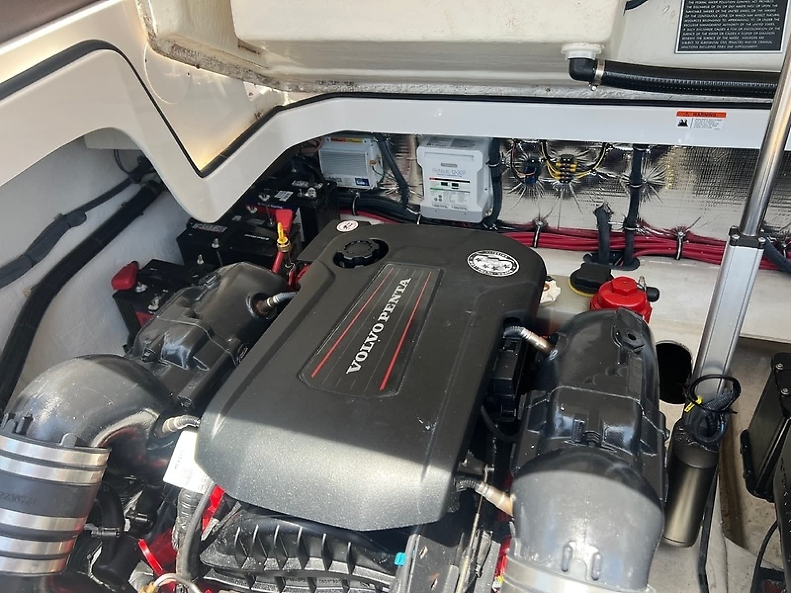 2016 Regal 3200 Bowrider - Photo 5