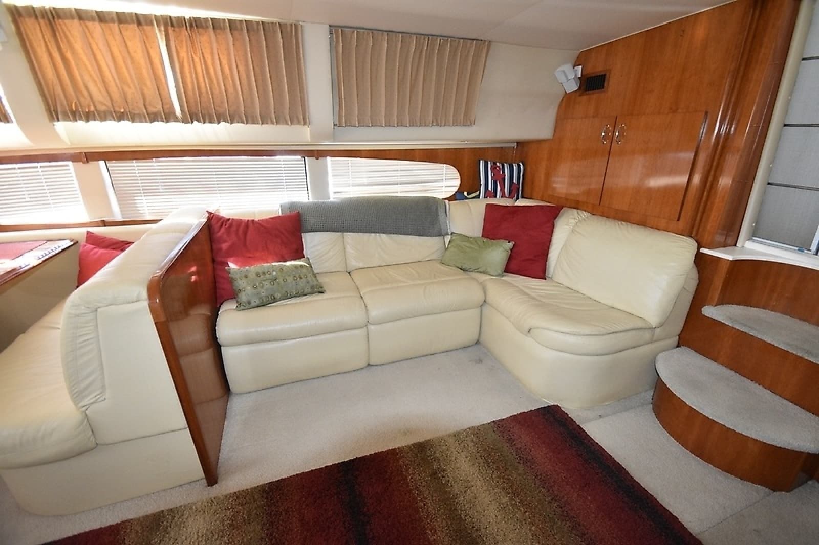 2004 Carver 466 Motor Yacht - Photo 29