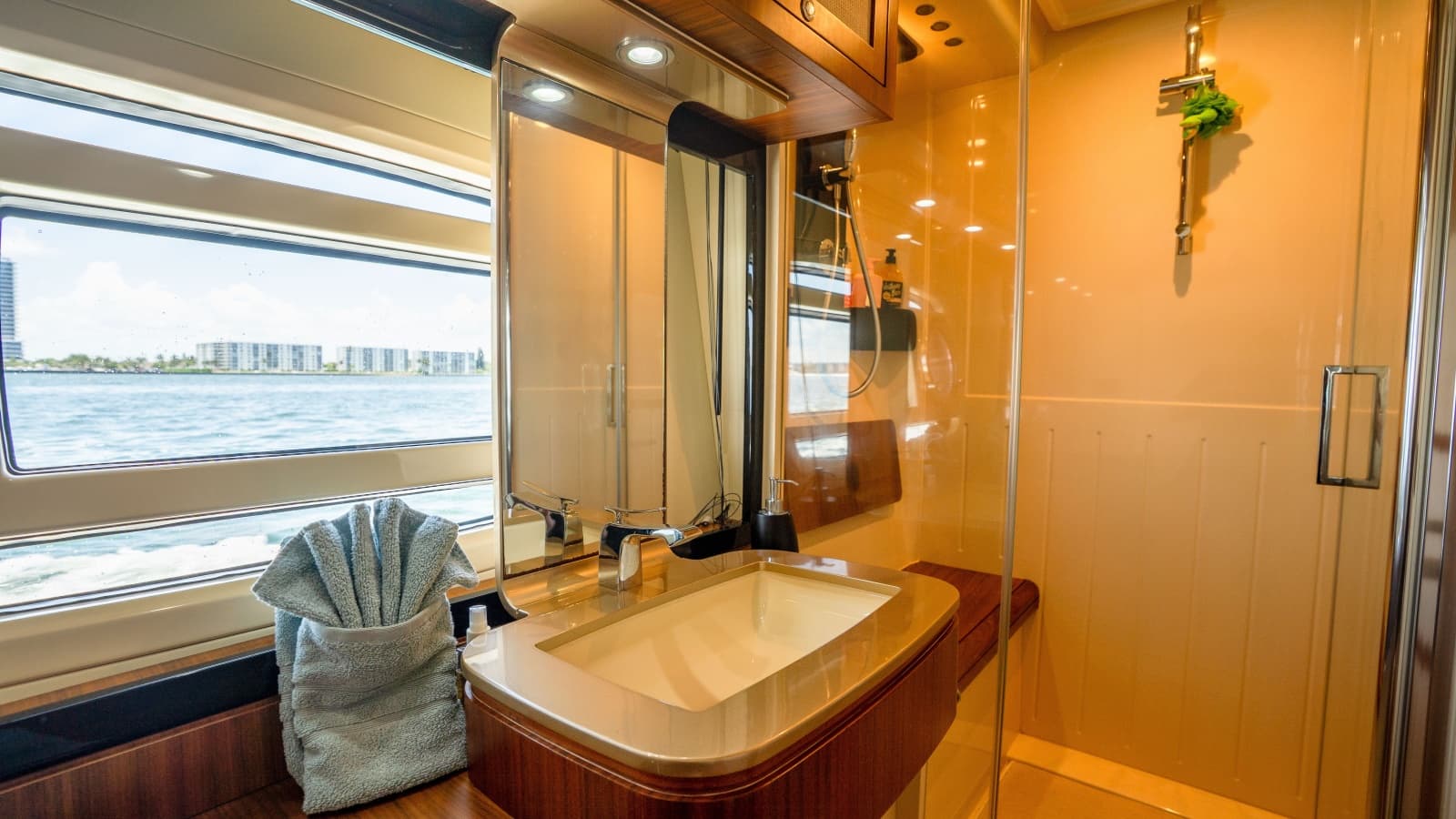 2012 Azimut Magellano 50 - Photo 40