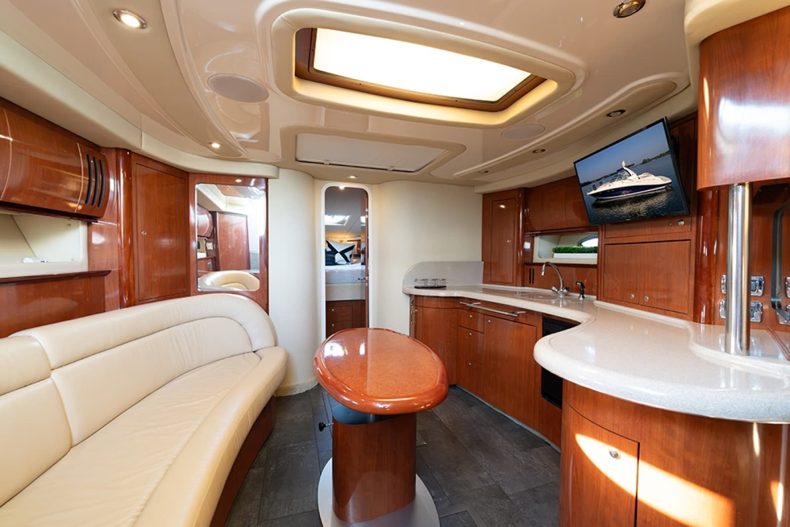 2003 Sea Ray 420 Sundancer - Photo 9