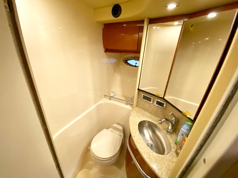 2003 Sea Ray 420 Sundancer - Photo 22