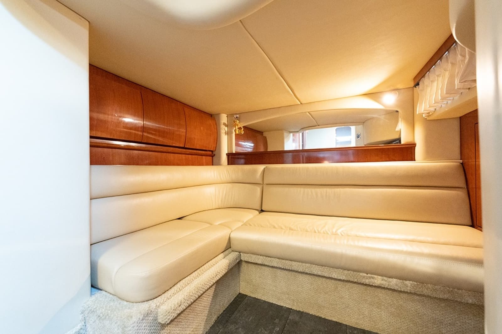 2003 Sea Ray 420 Sundancer - Photo 21
