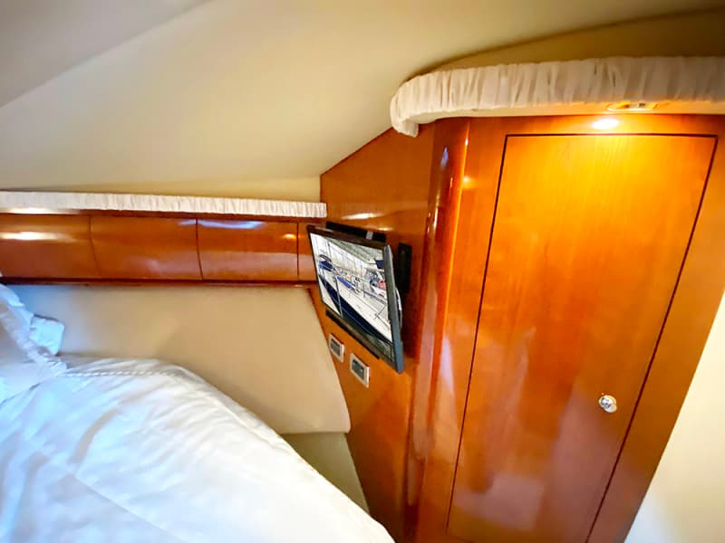 2003 Sea Ray 420 Sundancer - Photo 21
