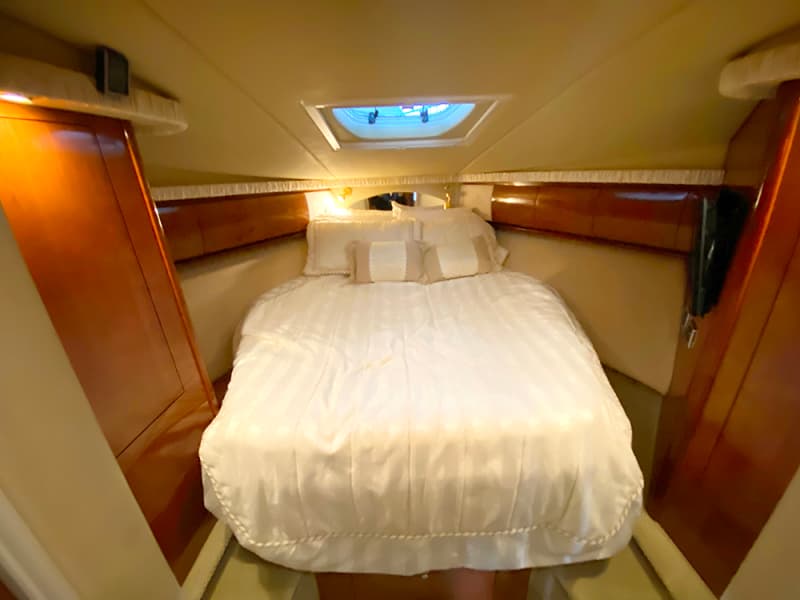 2003 Sea Ray 420 Sundancer - Photo 20