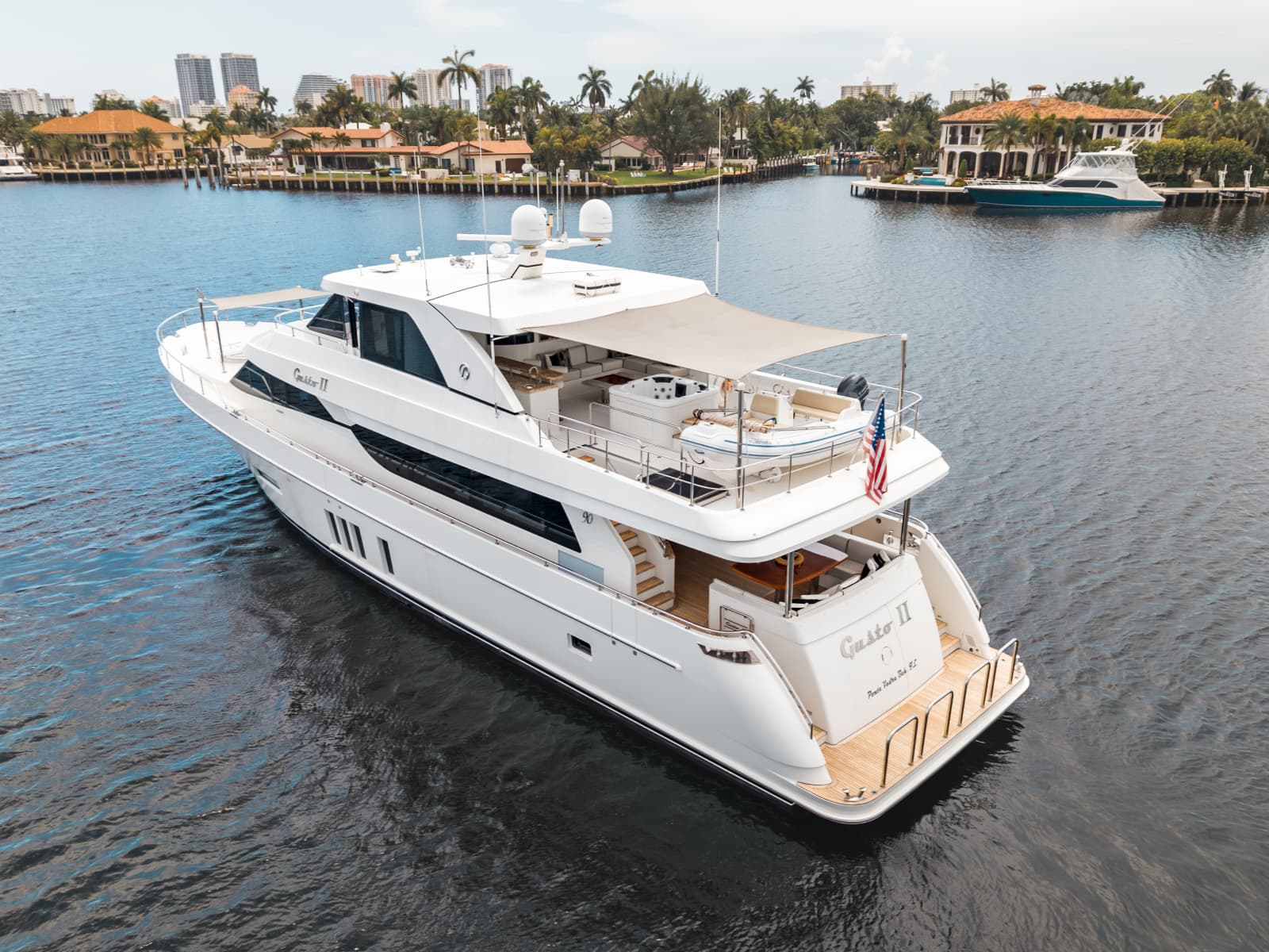 2016 Ocean Alexander 90 SKY LOUNGE - Photo 5