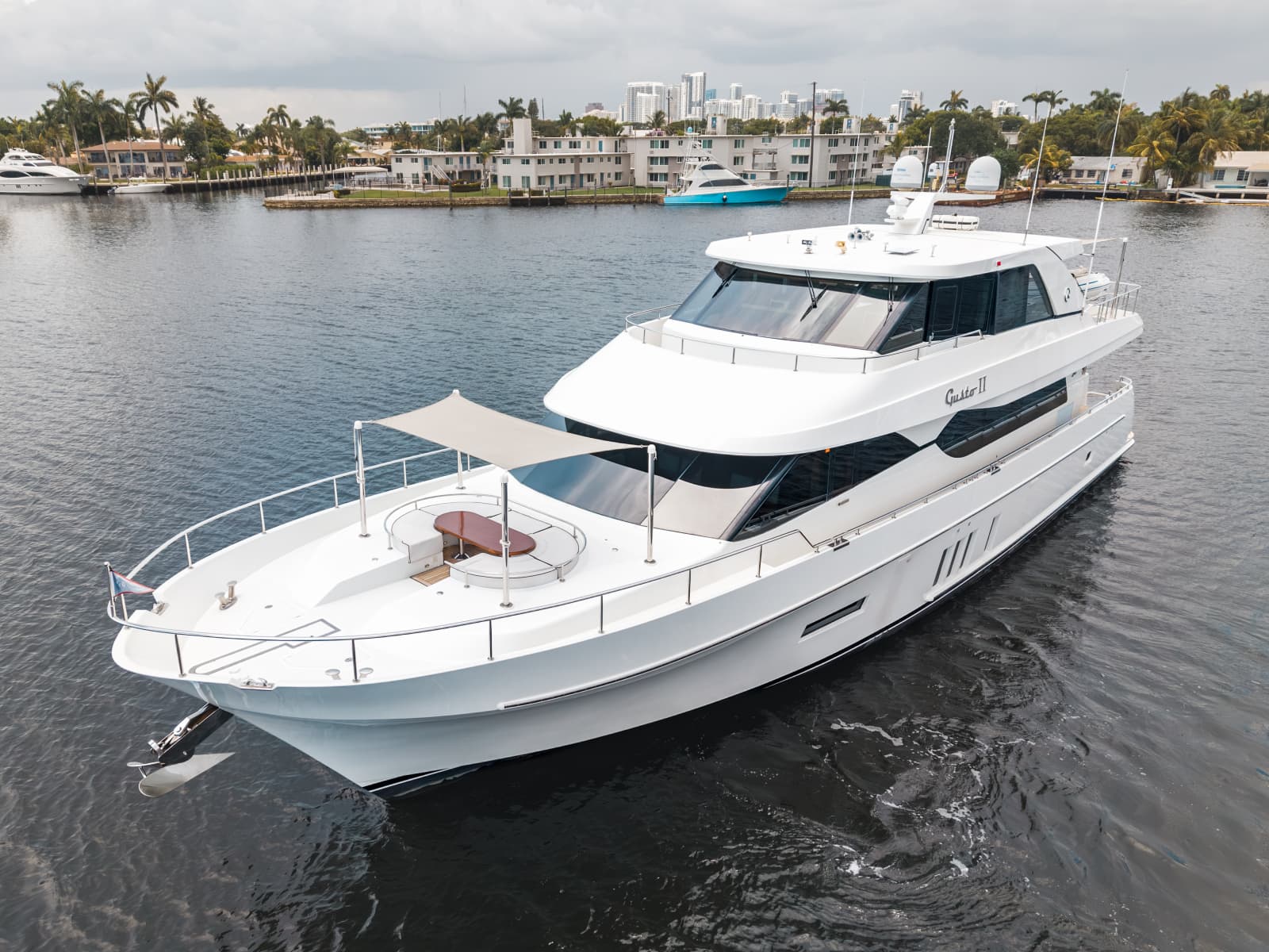 2016 Ocean Alexander 90 SKY LOUNGE - Photo 3