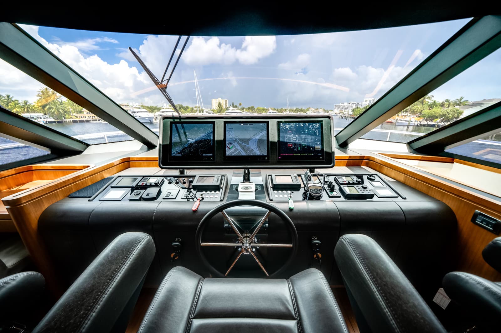 2016 Ocean Alexander 90 SKY LOUNGE - Photo 51
