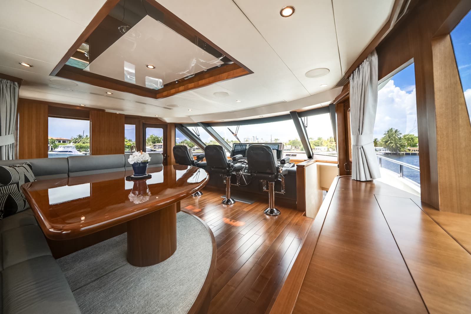 2016 Ocean Alexander 90 SKY LOUNGE - Photo 55
