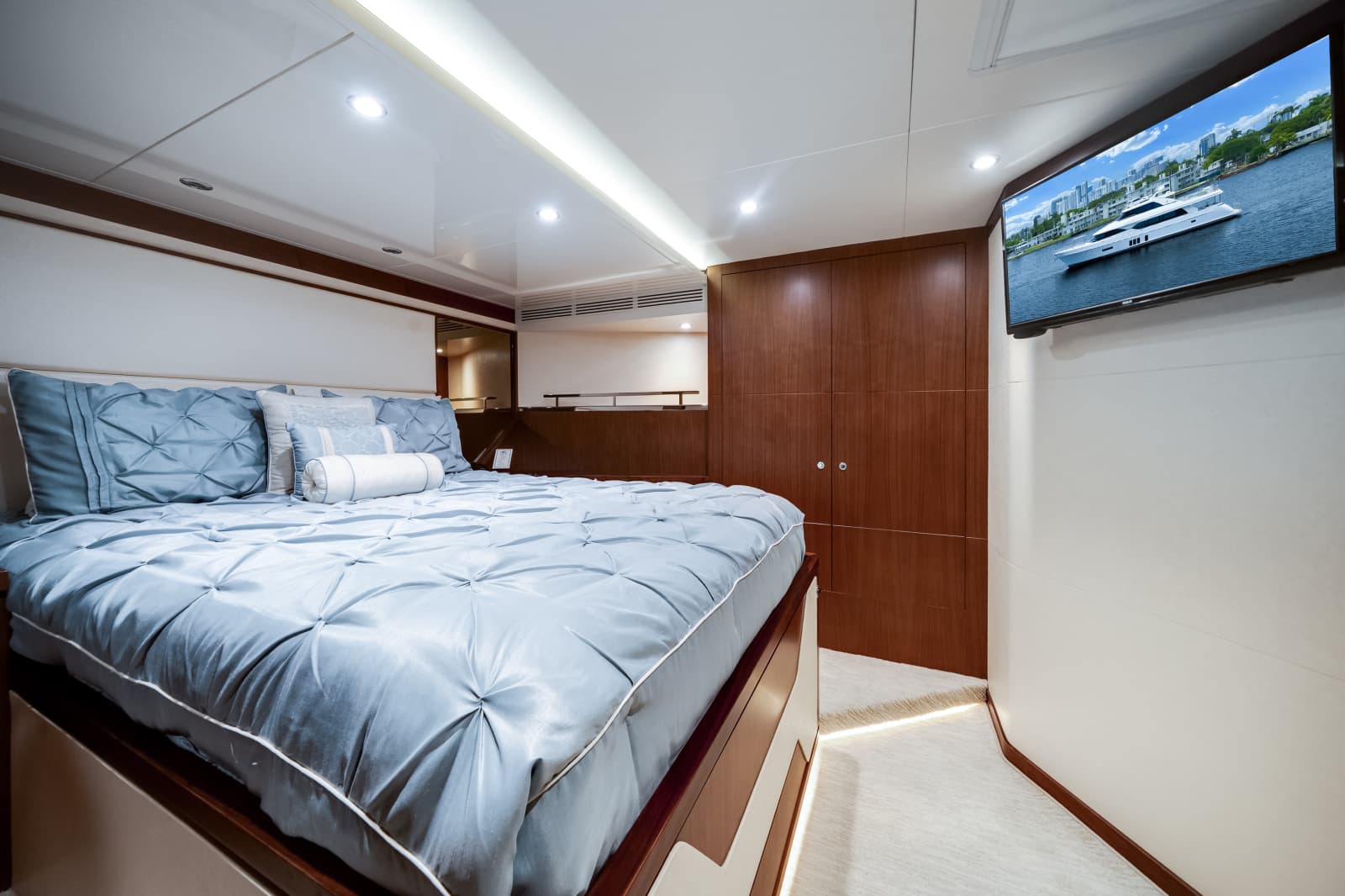2016 Ocean Alexander 90 SKY LOUNGE - Photo 40