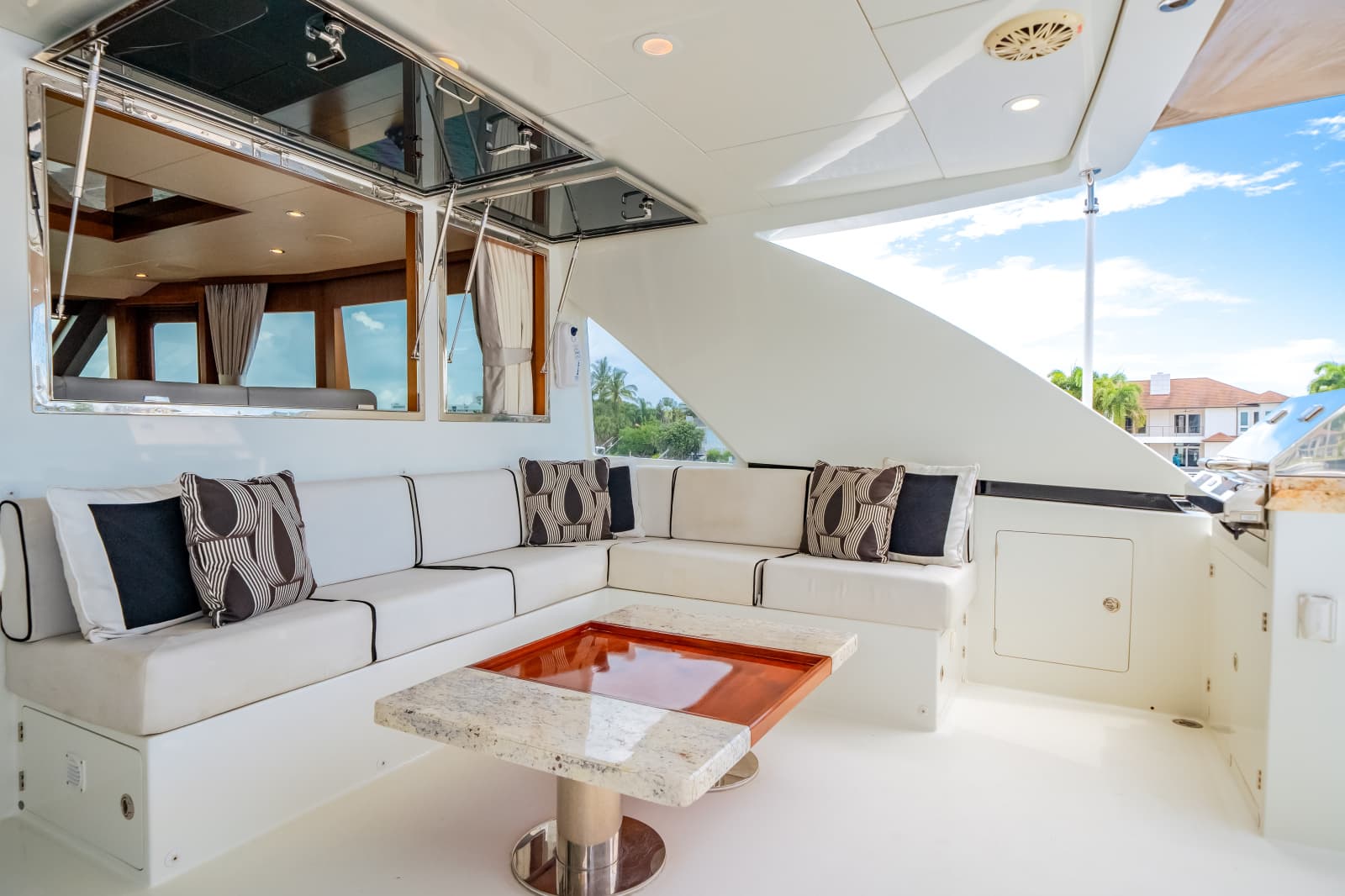 2016 Ocean Alexander 90 SKY LOUNGE - Photo 55