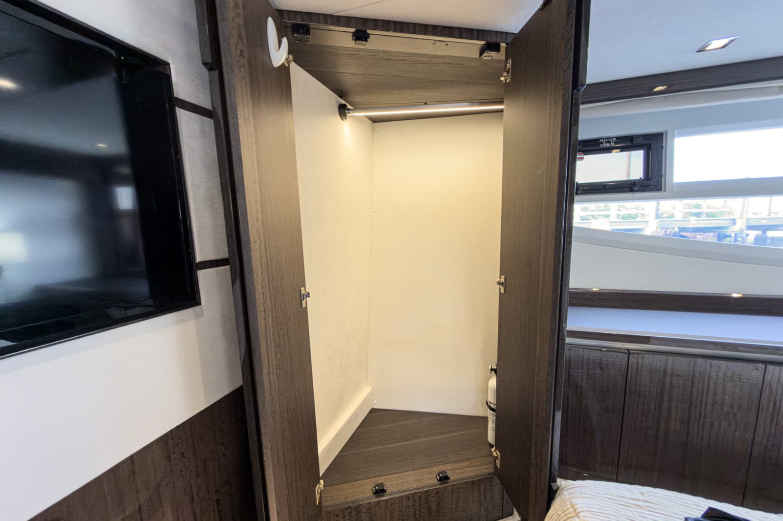 2022 Galeon 550 Fly - Photo 55
