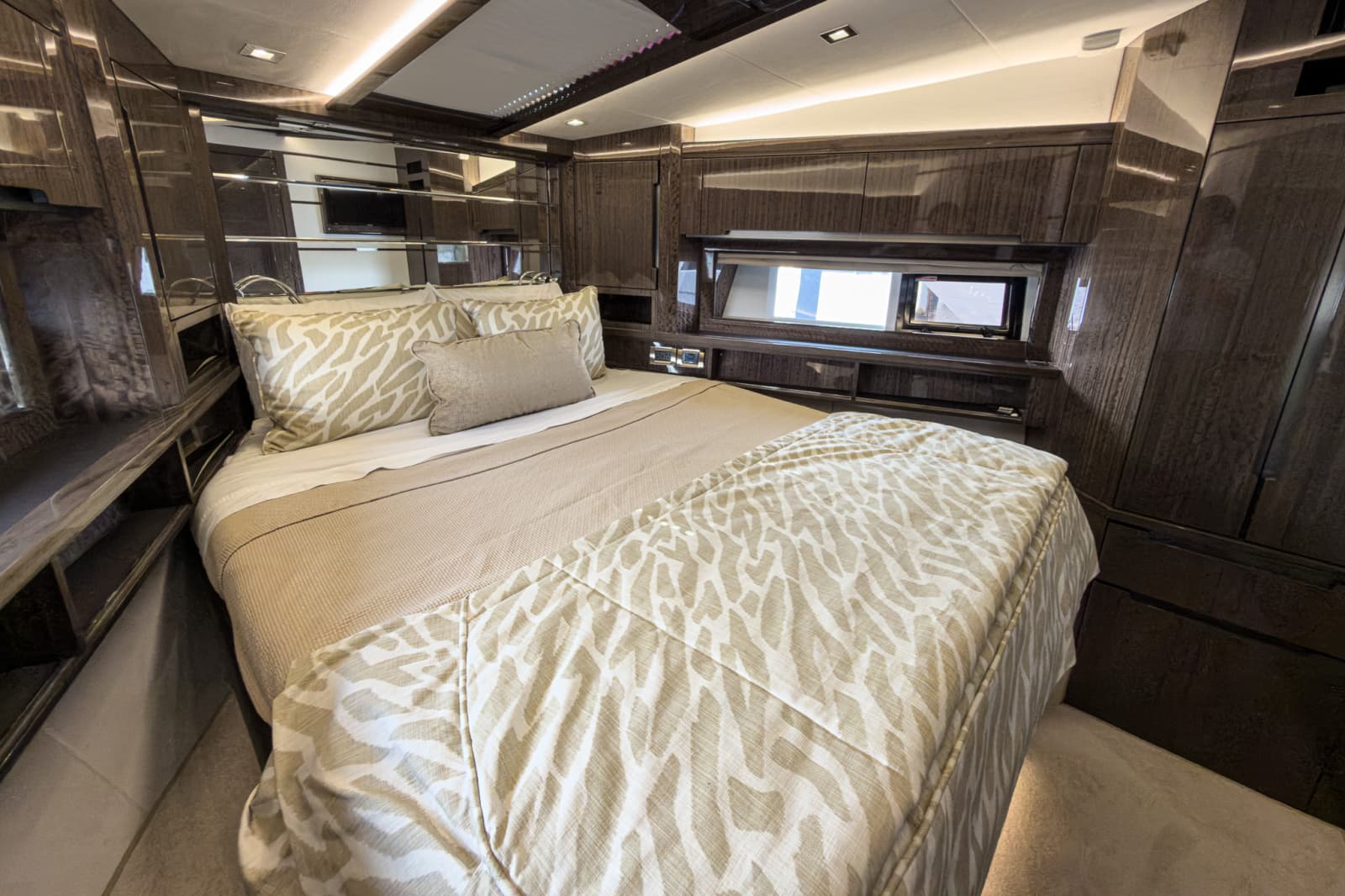 2022 Galeon 550 Fly - Photo 33
