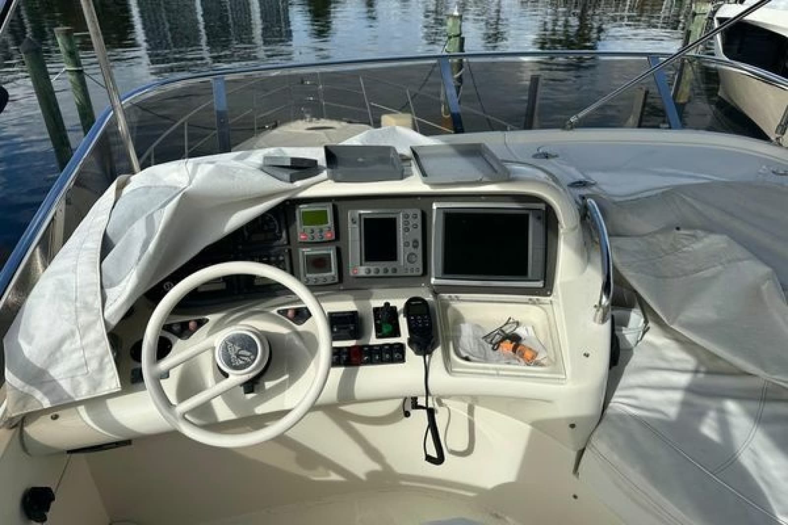 2004 Azimut 55E - Photo 20