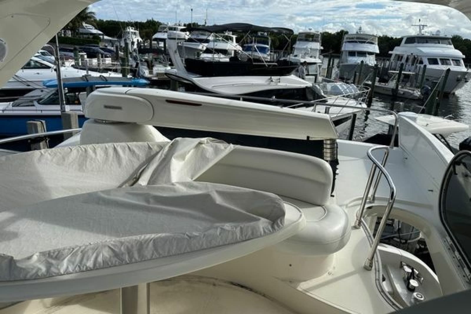 2004 Azimut 55E - Photo 24
