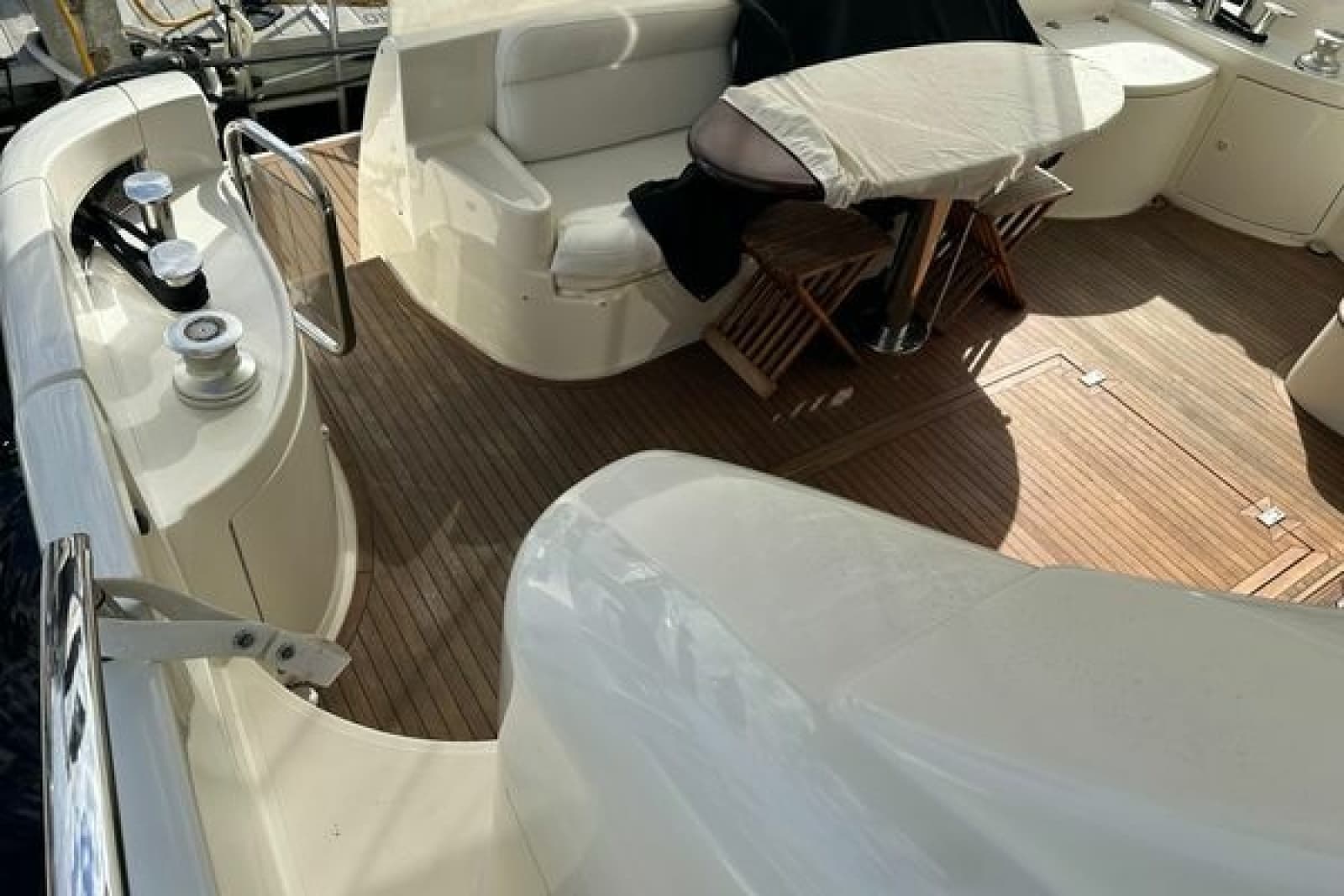 2004 Azimut 55E - Photo 15